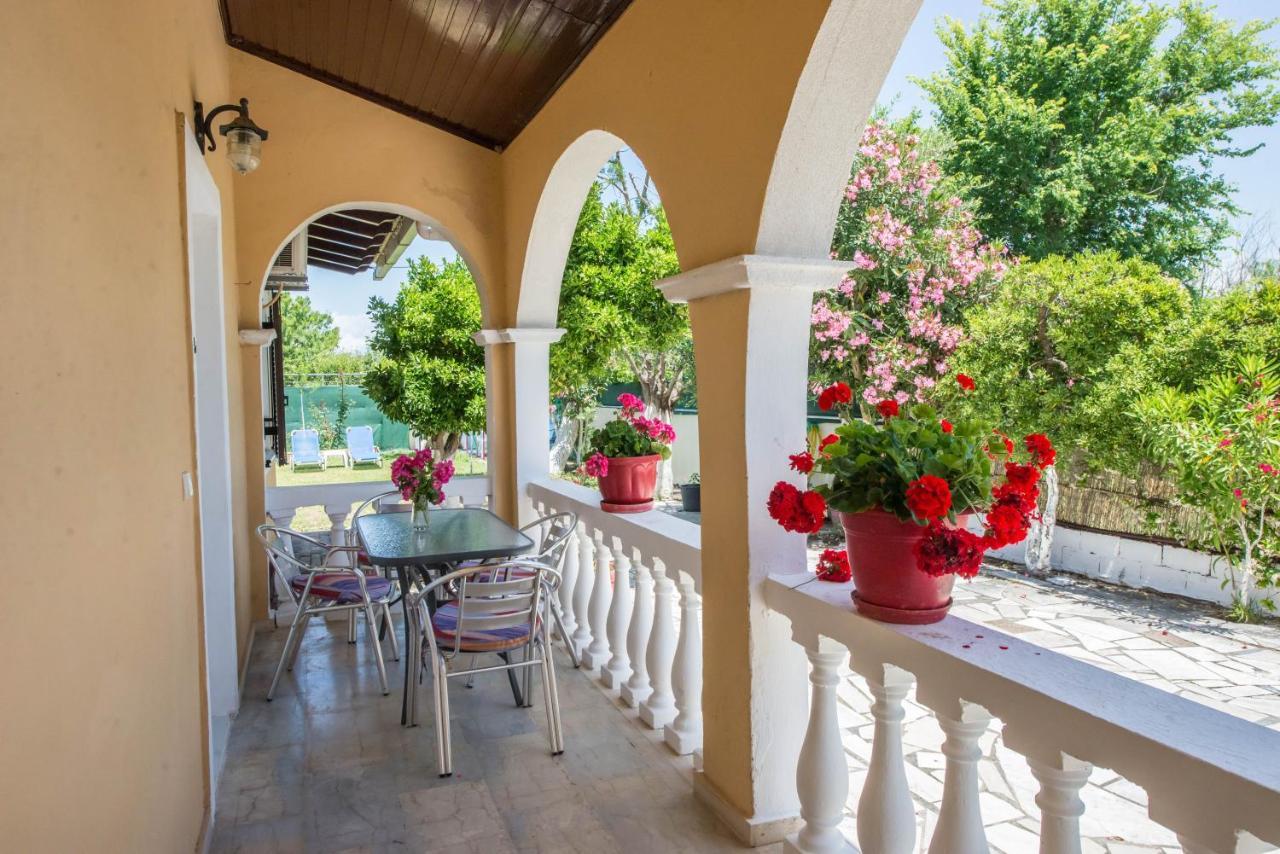 Villa Eleni Holidays Resort With Swimming Pool, Сидари Екстериор снимка