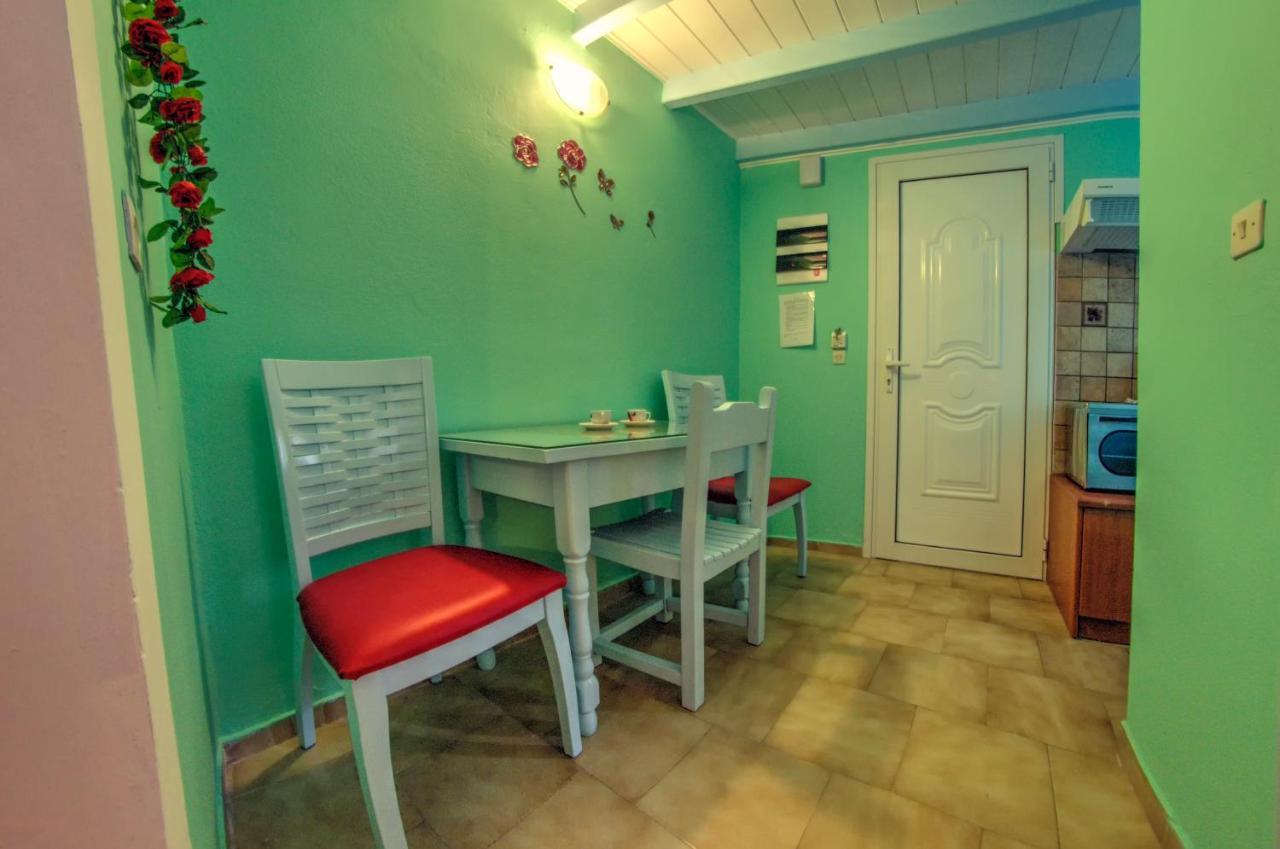 Villa Eleni Holidays Resort With Swimming Pool, Сидари Екстериор снимка