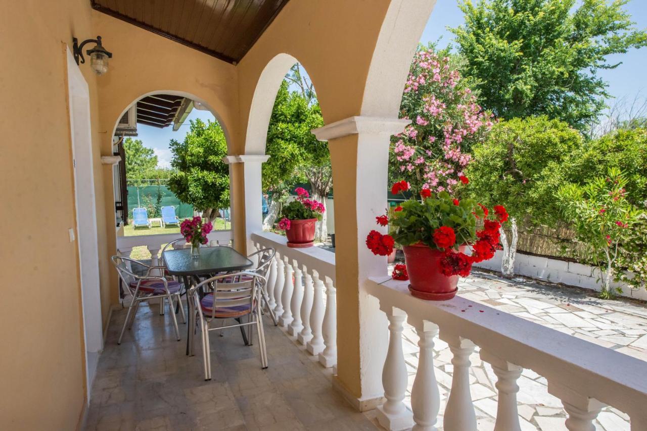 Villa Eleni Holidays Resort With Swimming Pool, Сидари Екстериор снимка