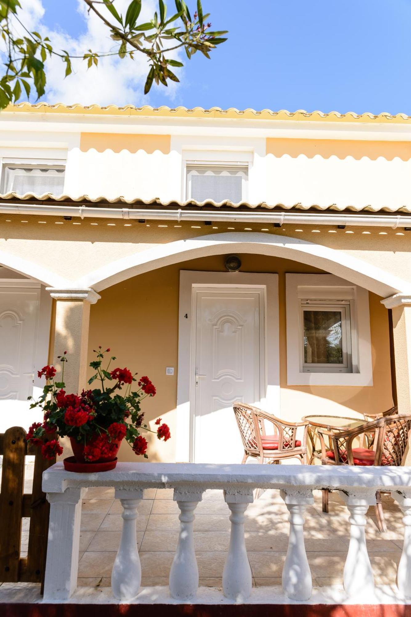 Villa Eleni Holidays Resort With Swimming Pool, Сидари Екстериор снимка