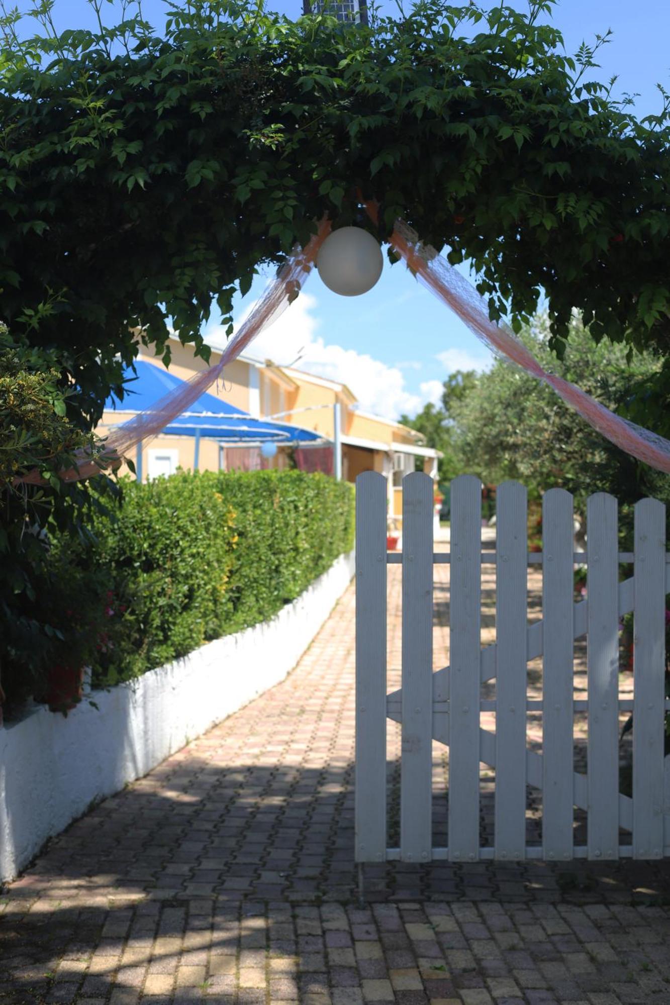 Villa Eleni Holidays Resort With Swimming Pool, Сидари Екстериор снимка